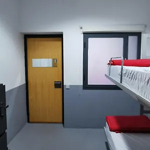  Hostel Traveller Box Spain