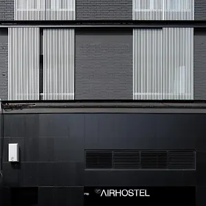 Airhostel Barcelona Airport 24h Albergue El Prat de Llobregat
